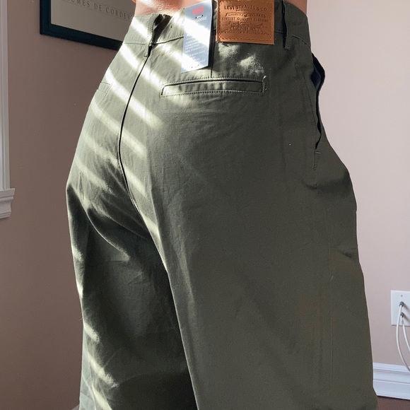 High waisted levi’s trousers - Picture 8 of 11